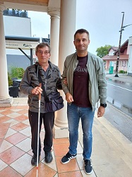 videći pratitelj i član mala